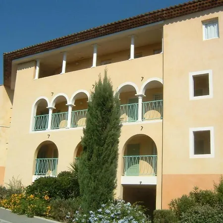 T2 Avec Piscine, A 100m, Parking, Ascenseur Et Centre De Thalasso A Proximite - Fr-1-226-81